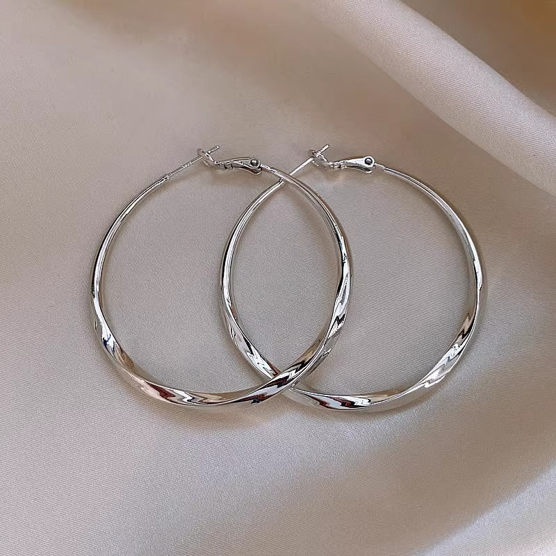 Wholesale Korean Style Elegant Copper Earrings Fashion Jewelry for Party Wear