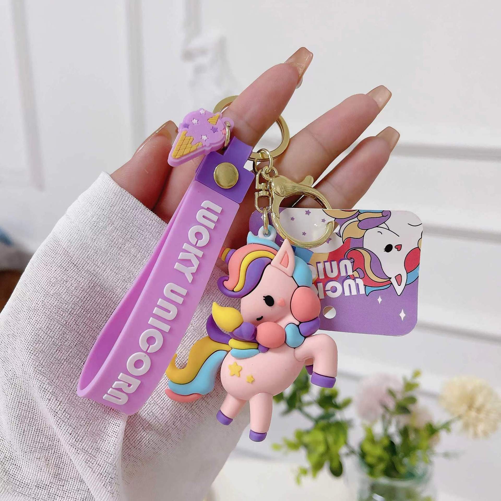 Wholesale Cute cartoon rainbow horse unicorn keychain