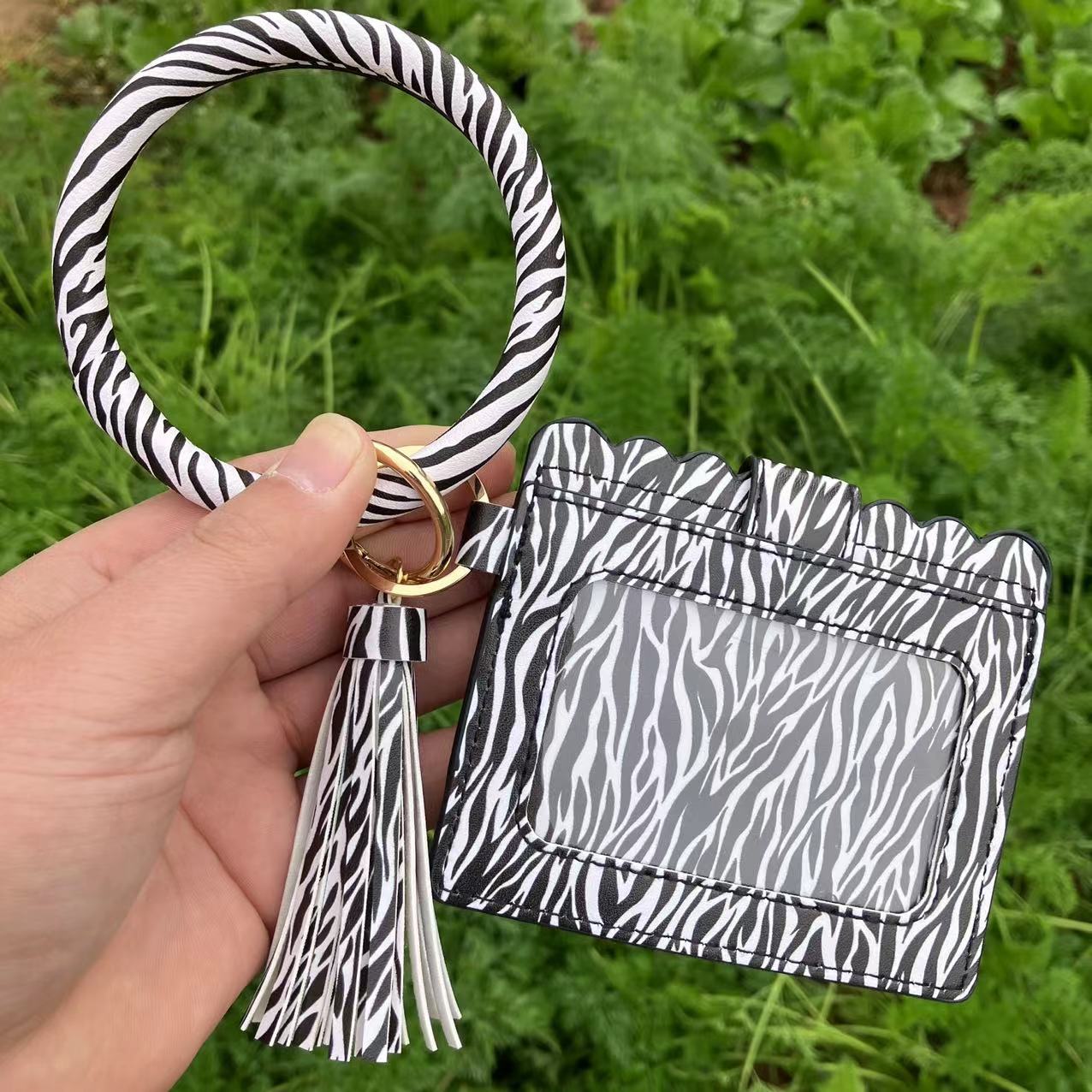 Wholesale Leopard Print PU Leather Tassel Keychain Wallet - Chic Fashion Accessory for Gift