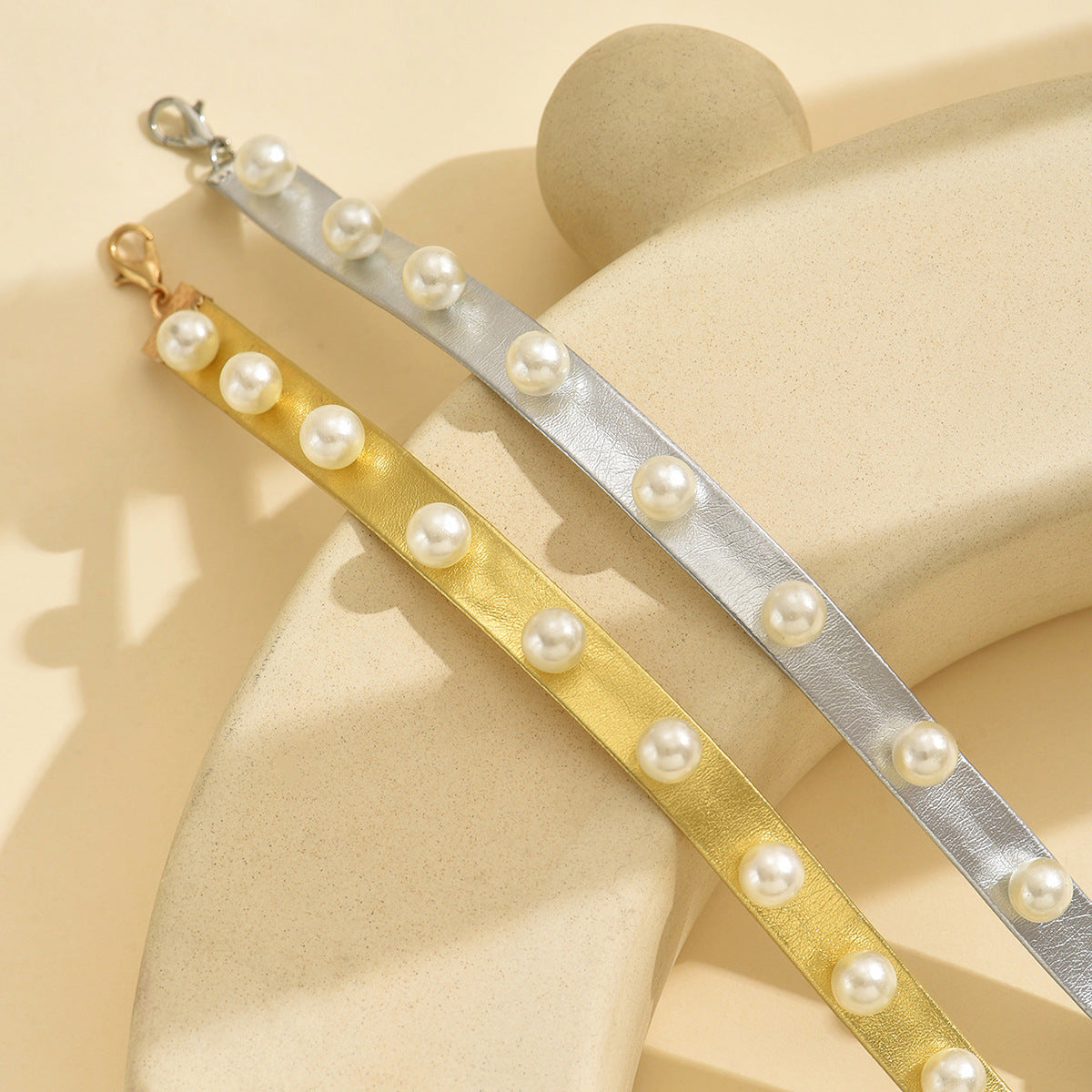 Wholesale punk-style oversized leather choker necklace