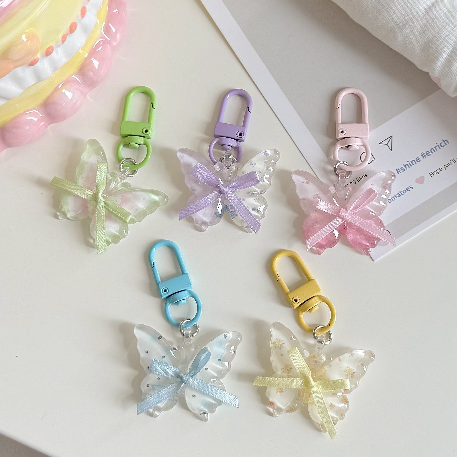 Wholesale Fairy Butterfly Transparent Plastic Keychain,  Chic Bag Charm Gift for Girls