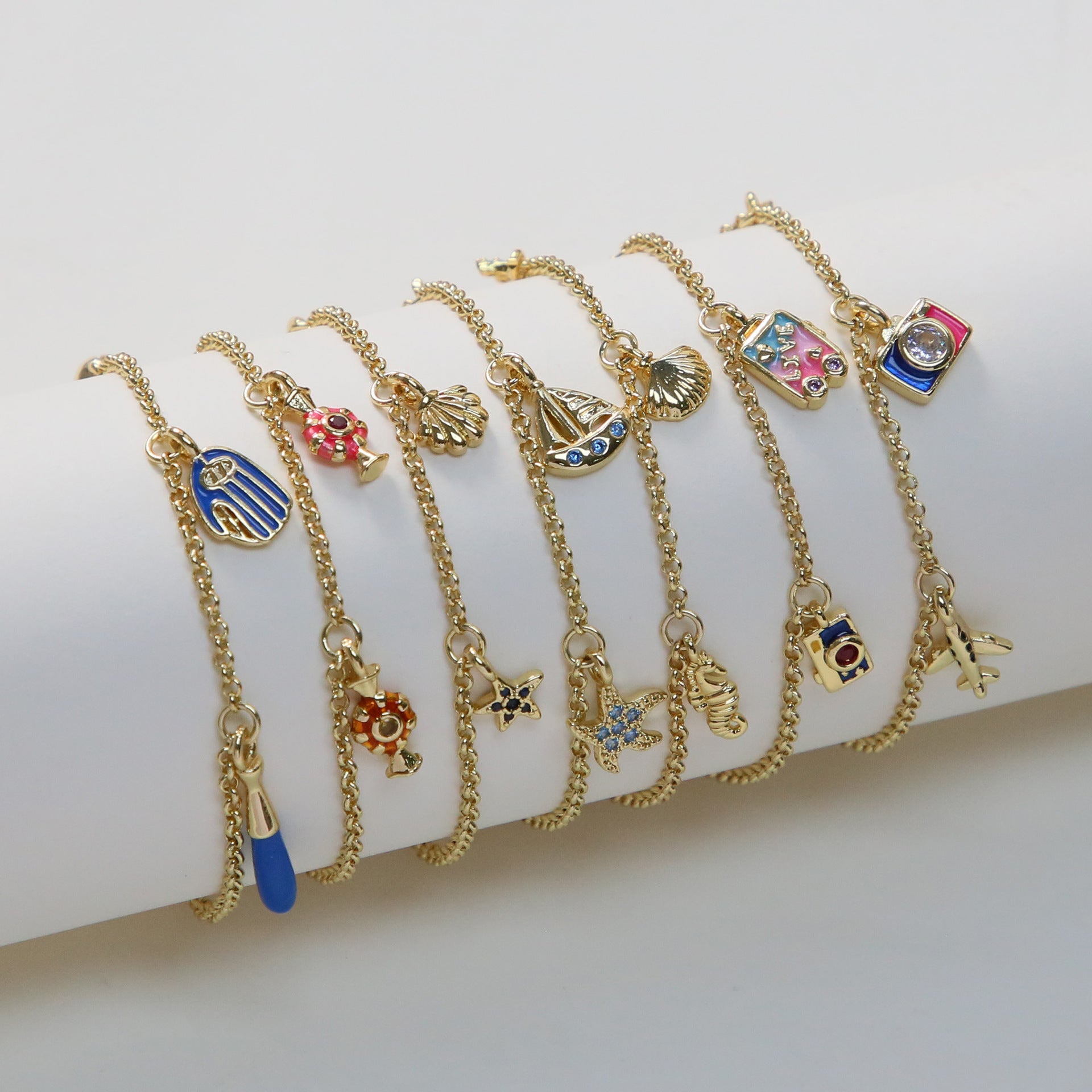 Wholesale Summer Fresh Style Bracelet Travel Series Oil Drop Airplane Camera Globe Travel Case Small Pendant Bracelet