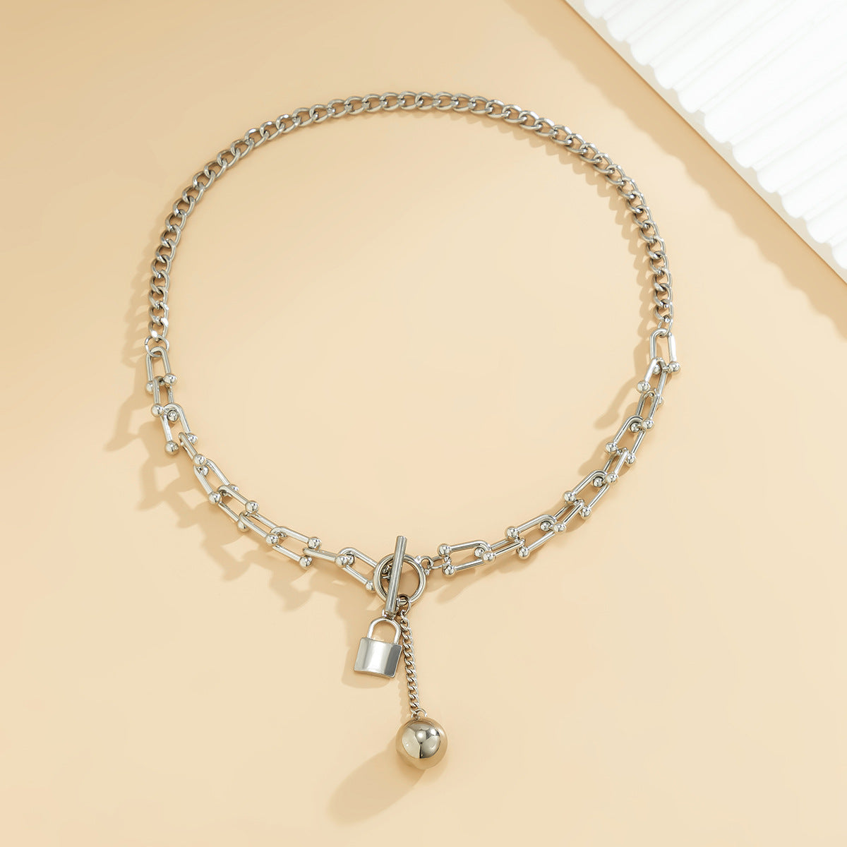 Wholesale Metal Necklace Love Tassel Rhinestone Chain Necklace Choker Necklace ACC-NE-XueRou005