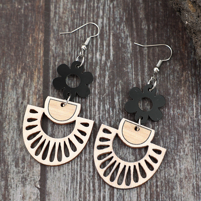 Wholesale Retro Cut Out Flower ing Cut Out Geometric Wooden Women' s Earrings