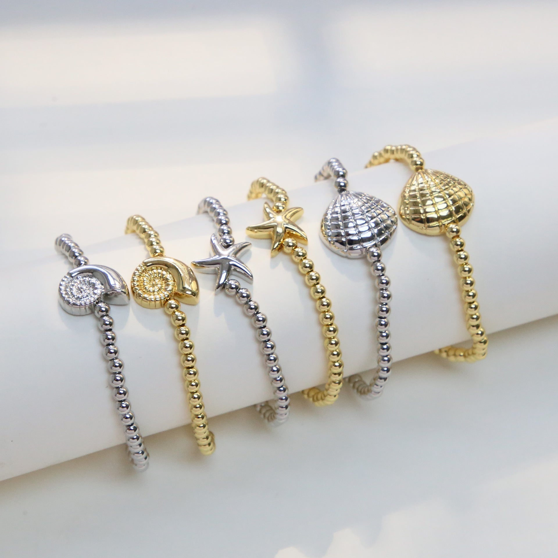Wholesale Brass Marine Life Series Conch Starfish Shell Beaded Elastic Thread Women' s Bracelet