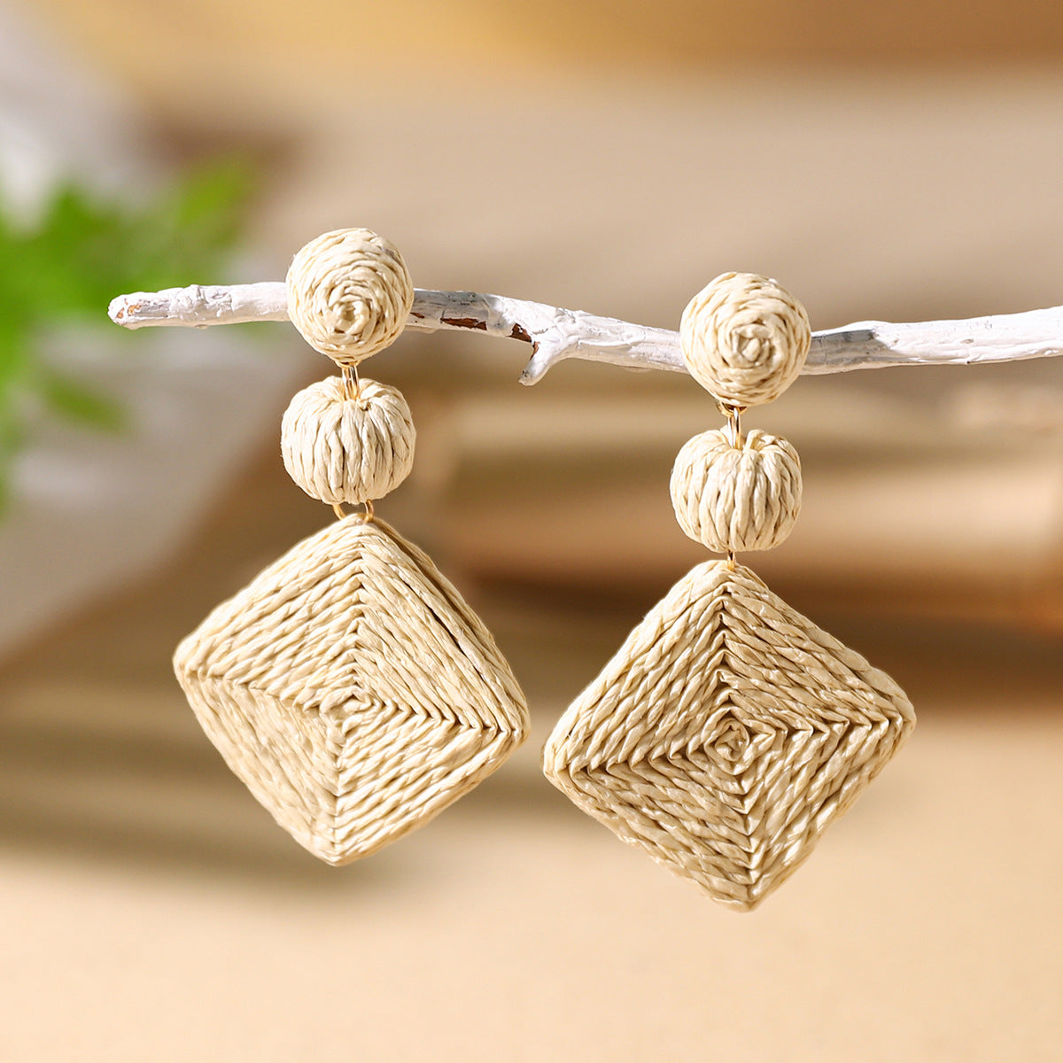 Wholesale Bohemian Exaggerated Raffia Earrings Hand Woven ACC-ES-XLH002