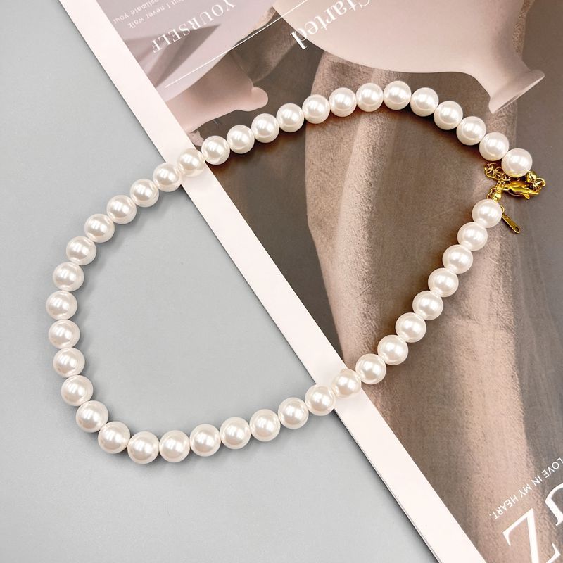 Wholesale French Glass Pearl 16 inch Long Necklace Light Luxury Clavicle Chain Titanium Steel Lobster Clasp ACC-NE-LaoY001