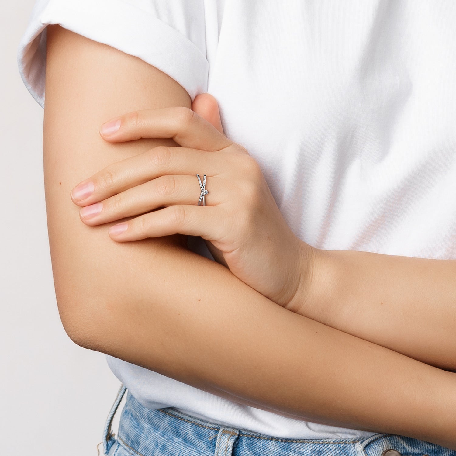 Wholesale S925 Sterling Silver Inlaid Zircon Closed Rings ACC-RS-MC020