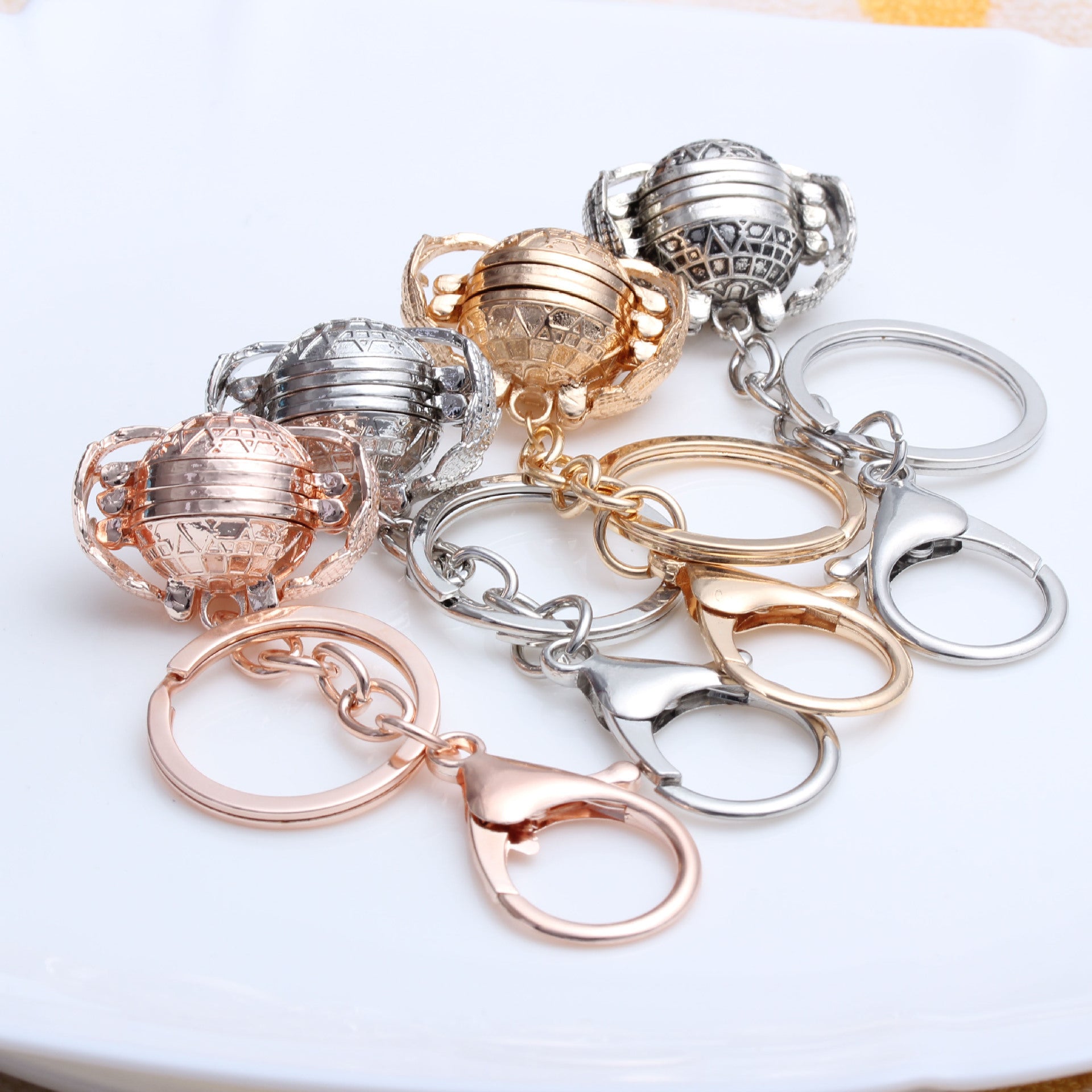 Wholesale Open multi-layer wings pendant  keychain