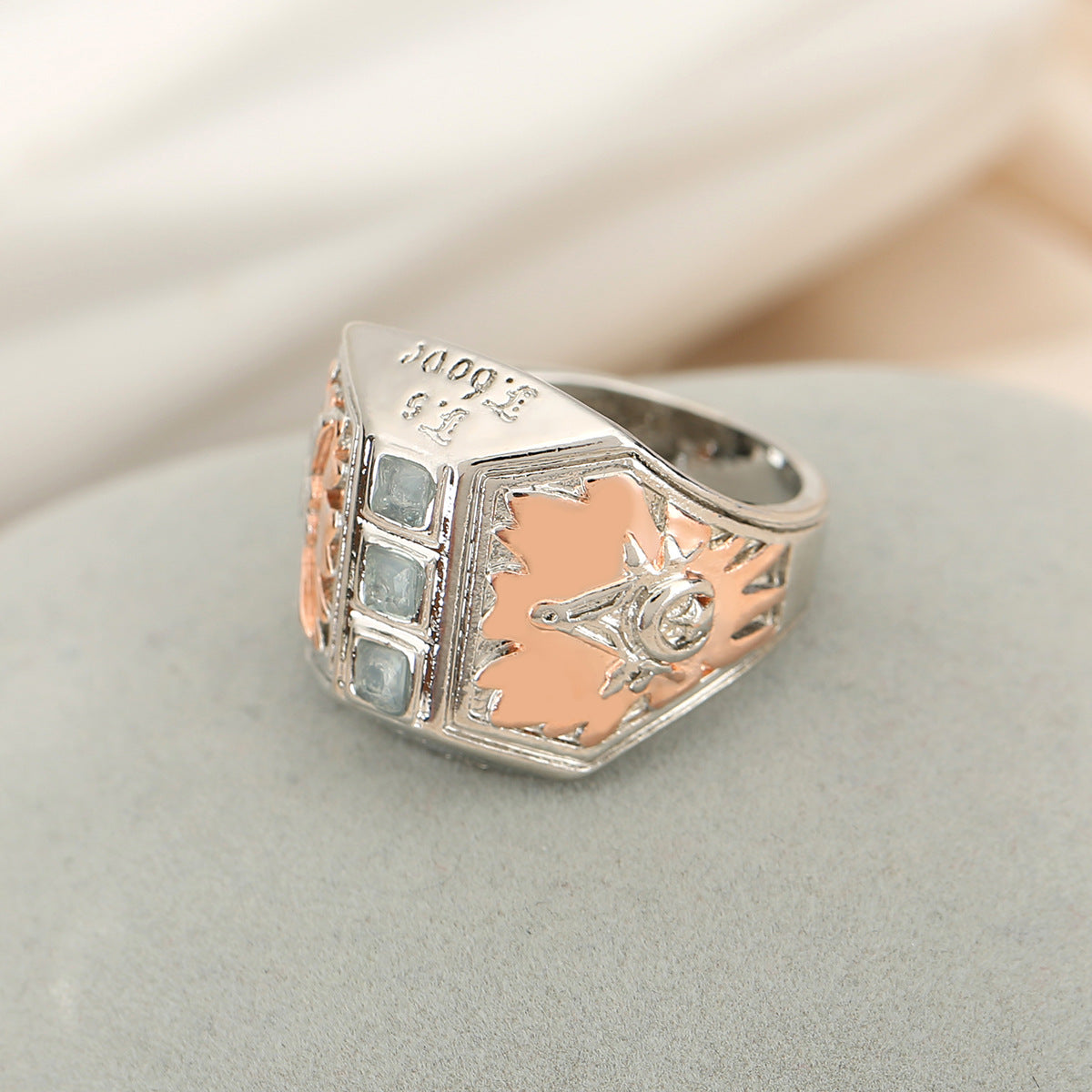 Wholesale  Exaggerated Stylish Trendyy Fashion Ring