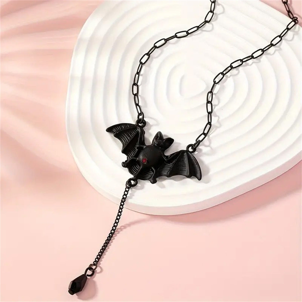 Wholesale Gothic Vampire Bat Red Crystal Choker Necklace  Party Jewelry Accessory
