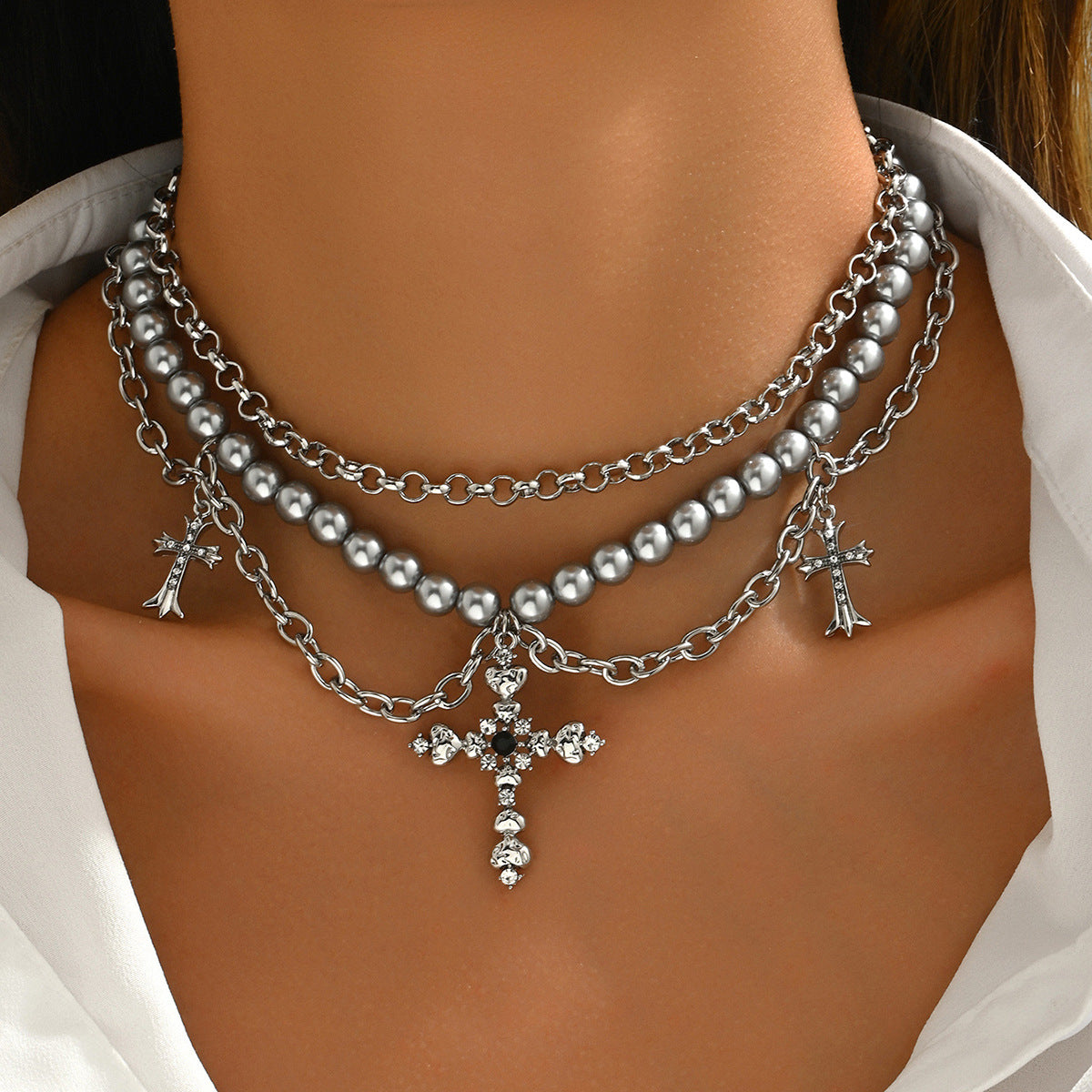 Wholesale  Gothic Light Luxury Fashion Micro-inlaid Rhinestone Cross Pendant Necklace