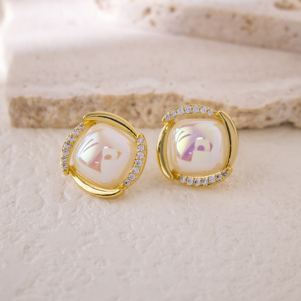 Wholesale Pearl Earrings  Light Luxury Ear Buckle  Silver Needle Earrings