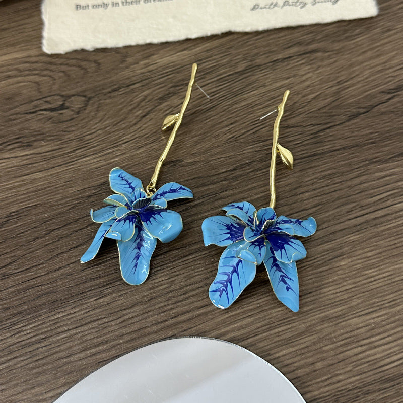 Wholesale  Light Luxury Vintage Metal Oil Drop Flower Trunk Leaf Stem Earrings