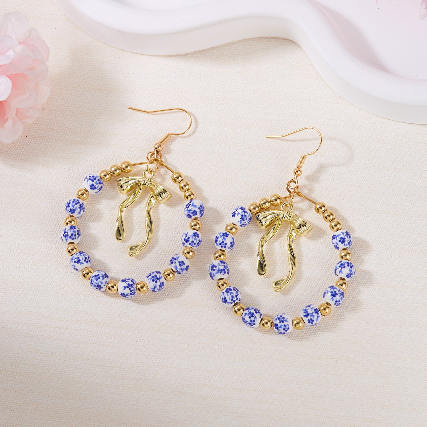 Wholesale Chinese style floral blue and white porcelain bow earrings