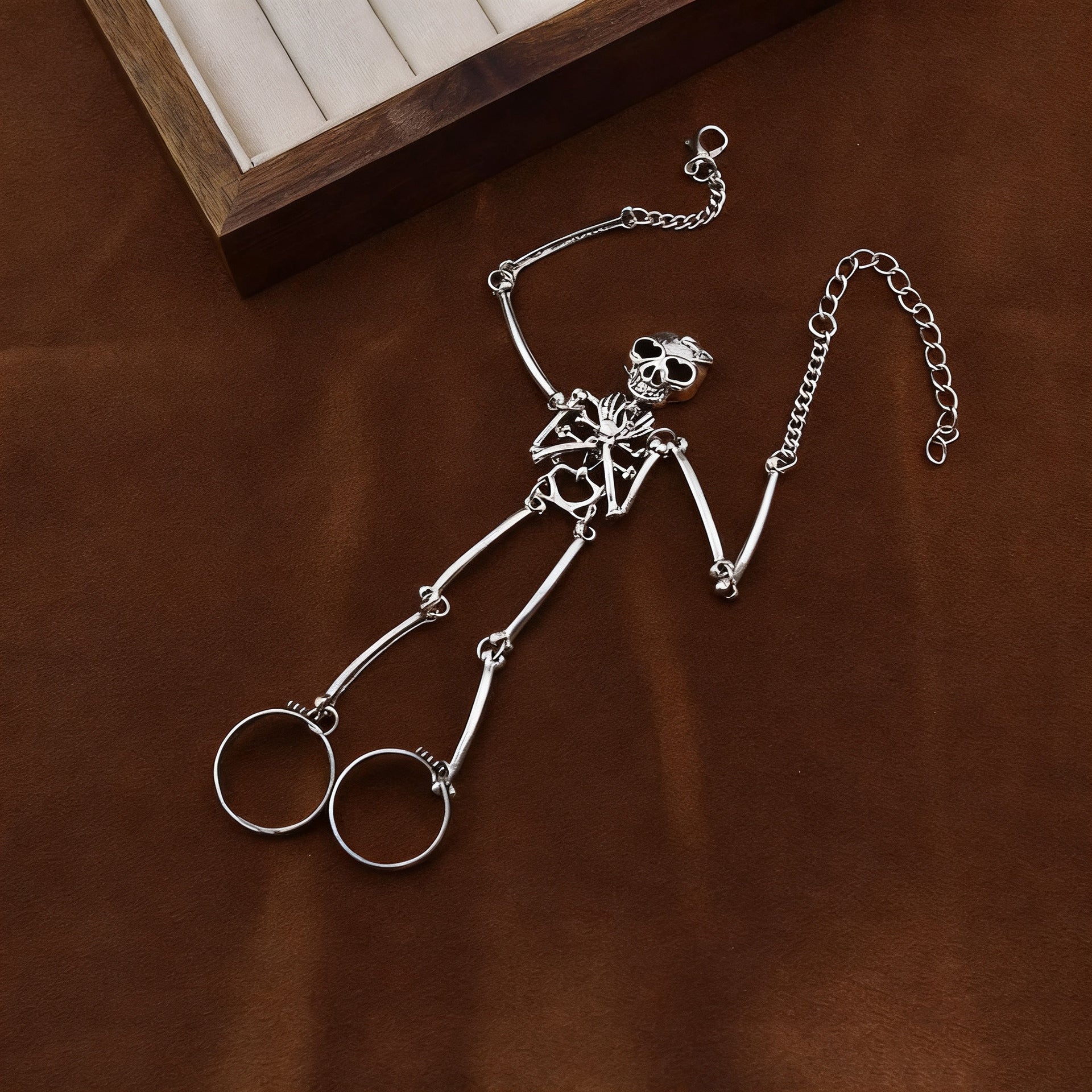 Wholesale Antique Silver Gothic Skull Bracelet Ring Set Zinc Alloy  Jewelry Accessory For Unisex Everyday Wear