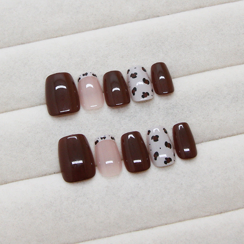 Wholesale 24 Pieces/box Cow Spot Burgundy Nails Kits Nail Stickers