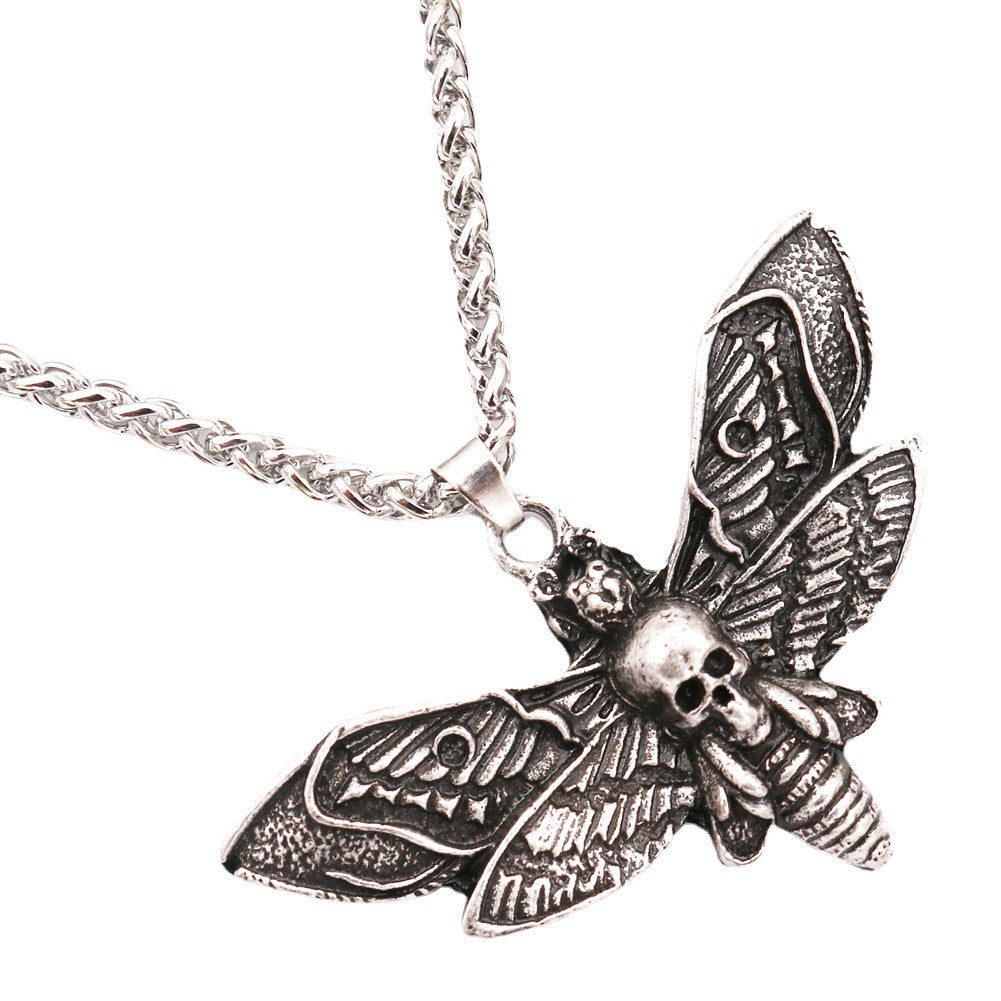 Wholesale Vintage Moth Metal Necklaces ACC-NE-Hongg005