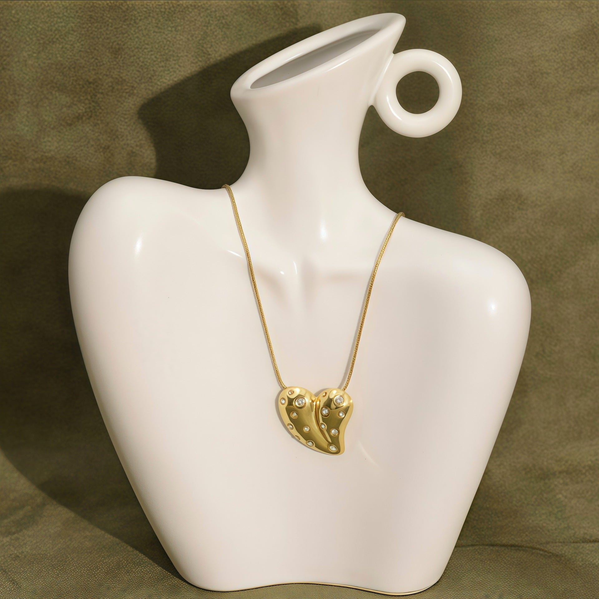 Wholesale Light Luxury  Bold Style Stainless Steel Necklace
