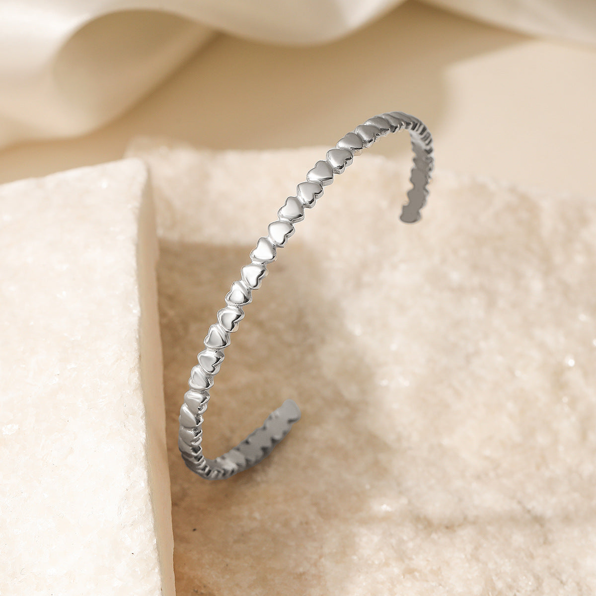 Wholesale 18K gold plated heart stainless steel bracelet