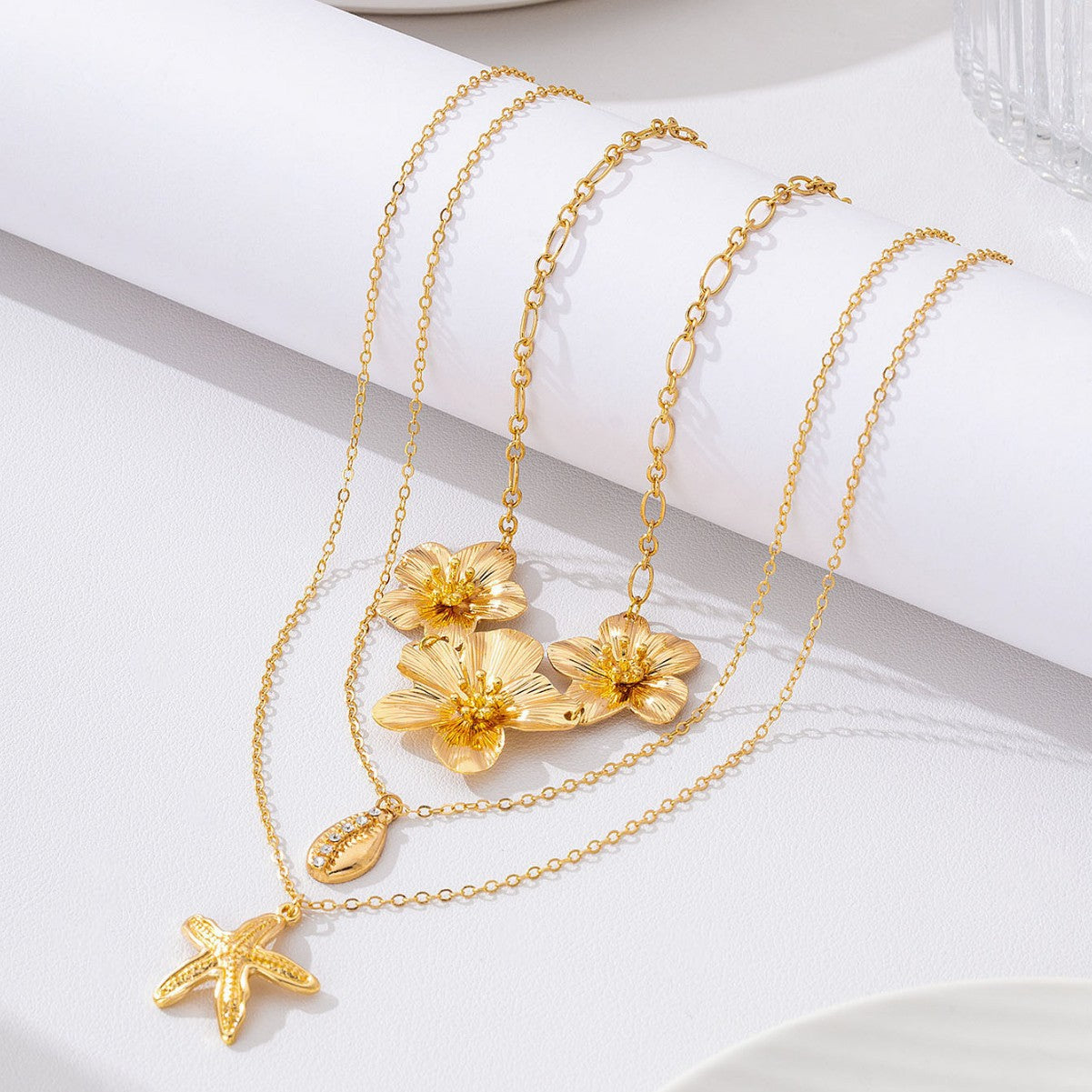 Wholesale Zinc Alloy Layered Collarbone Necklace Flower Starfish Shell Pendant For Beach Vacation Women S Boutique Jewelry Accessory