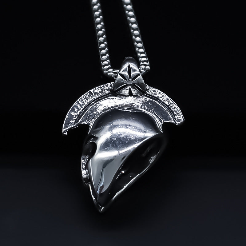 Wholesale Trendy Warrior Helmet Pendant Necklace For Men Geometric Alloy Silver Clavicle Chain Fashion Accessory