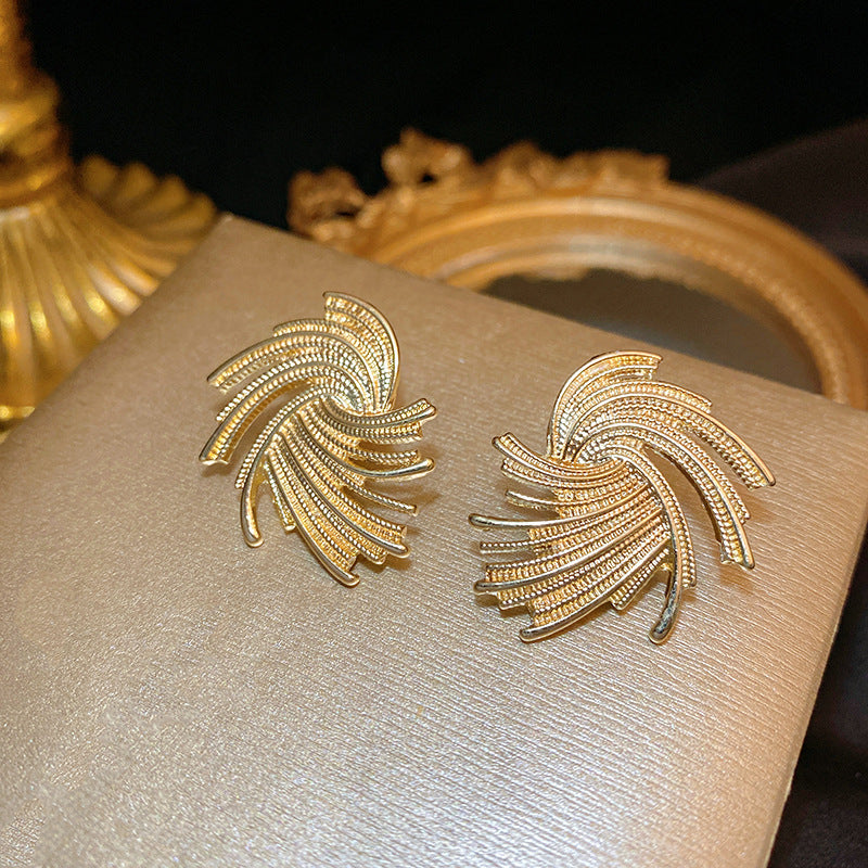 Wholesale 925 silver needle exaggerated geometric metal earrings