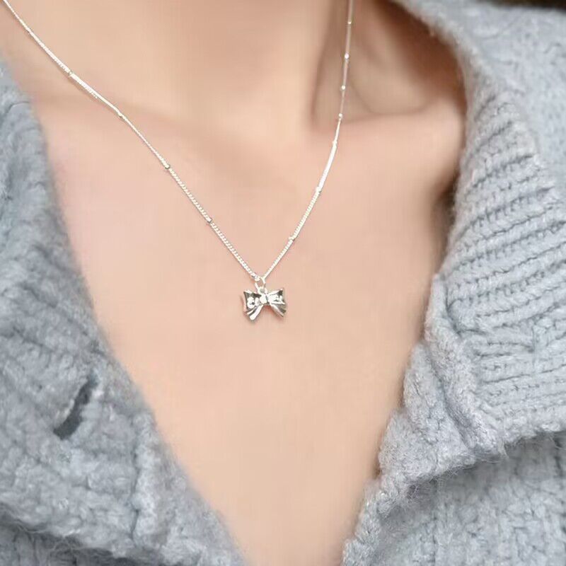 Wholesale Three-dimensional sweet bow necklace