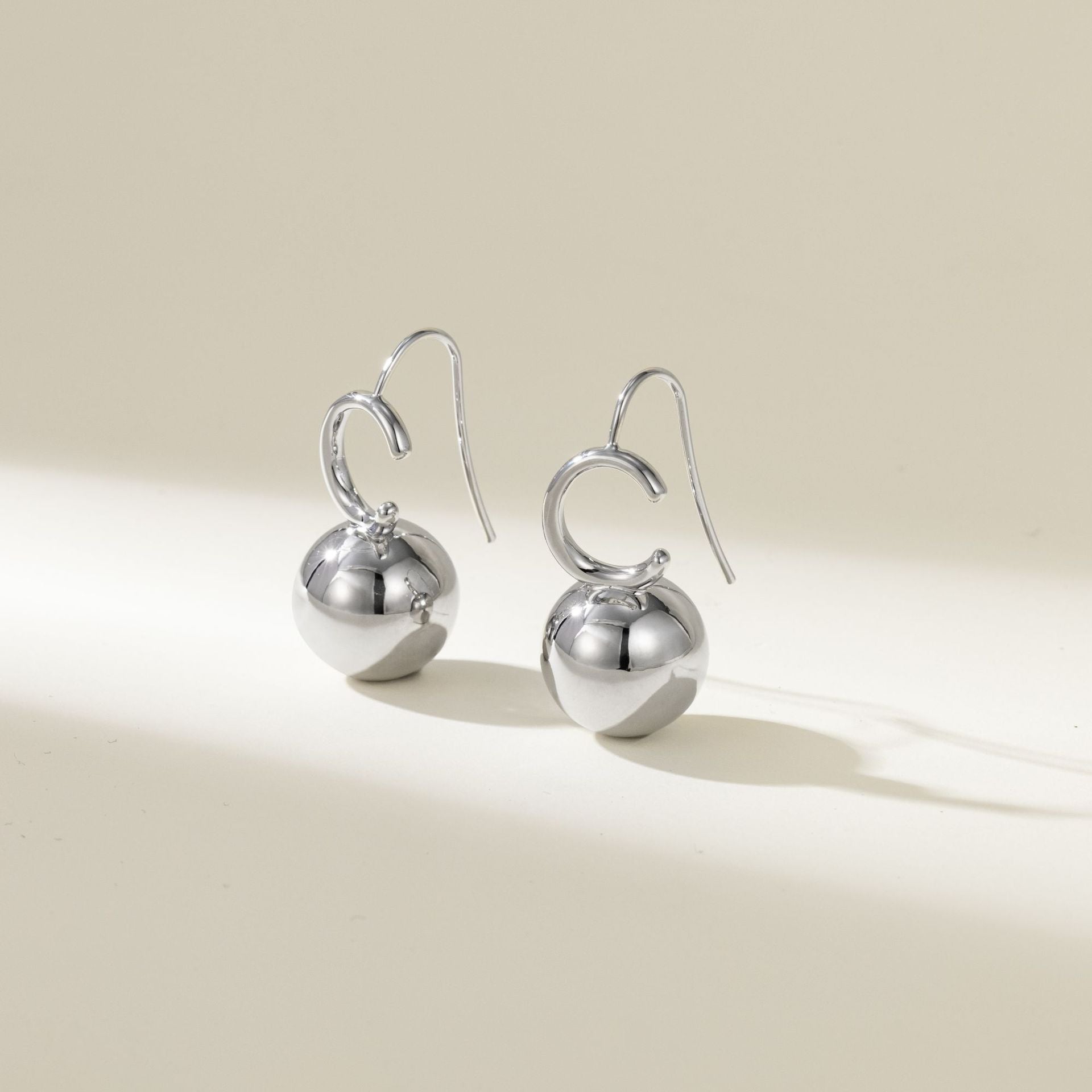 Wholesale  Copper Plated Gold S925 Silver Needle All-Match silver Earrings