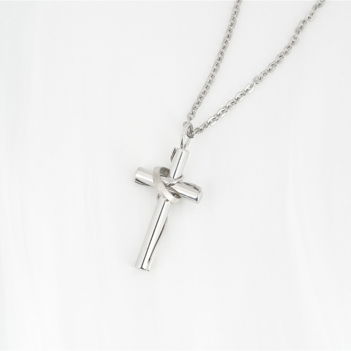 Wholesale creative titanium steel men's cross necklace