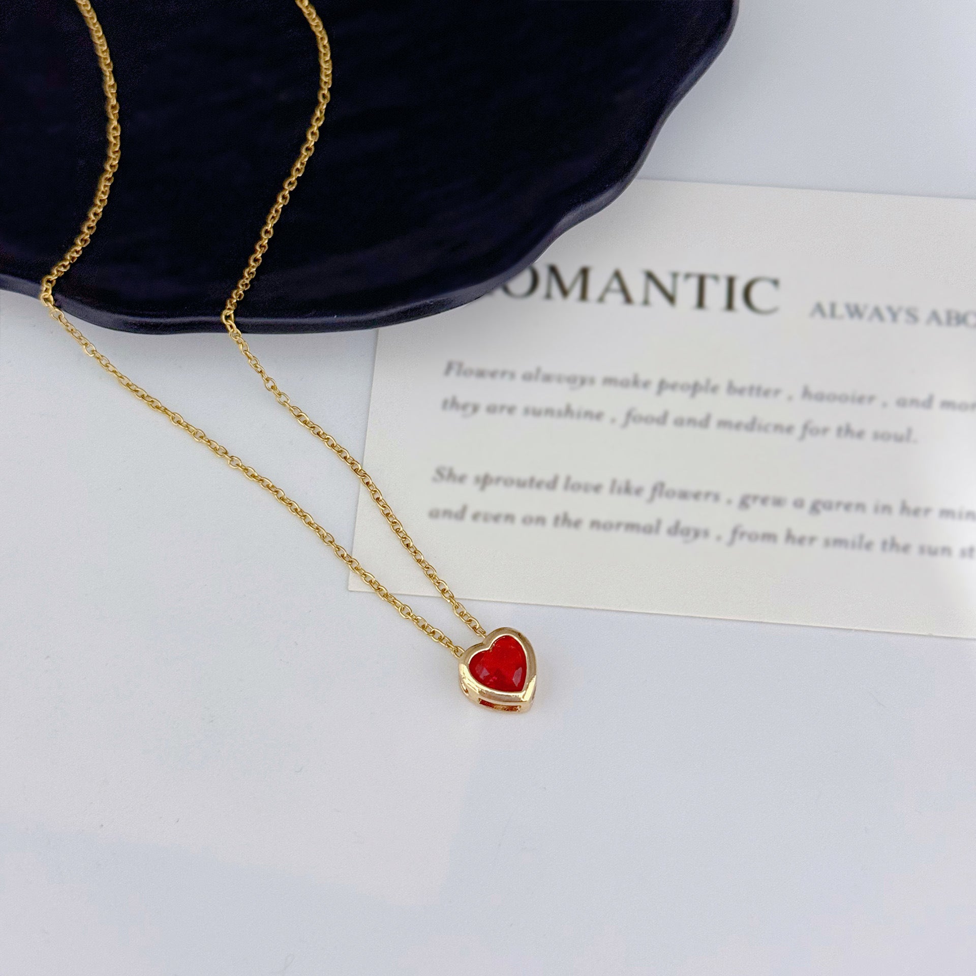 Wholesale Colorful Heart Zircon Necklace Stylish Everyday Collarbone Chain Fashion Accessory Gift