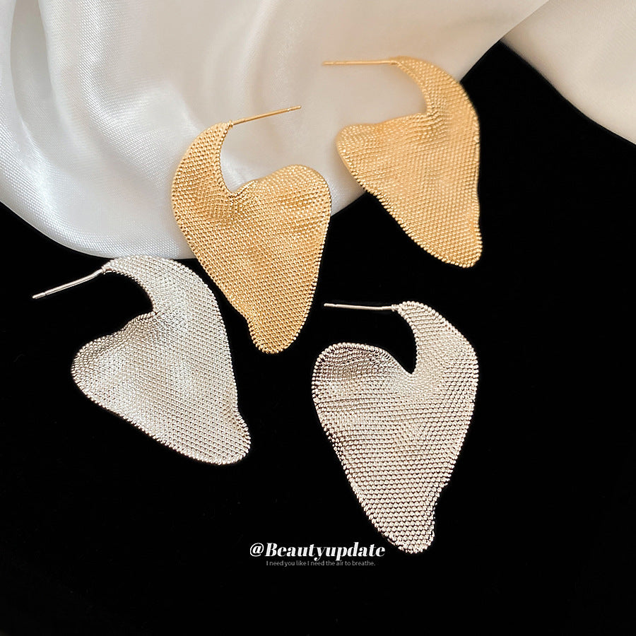 Wholesale 18k  plated pleated design luxury earrings