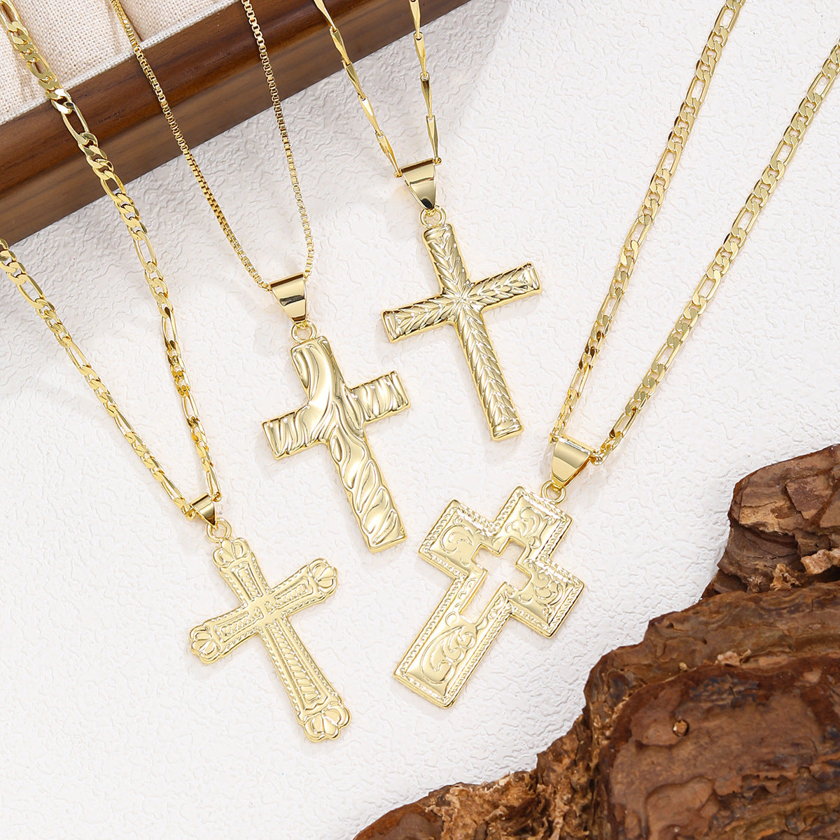 Wholesale Amazon Hot Selling Ins Style Retro Cross Pendant Necklace Fashion Trend Copper Plated 18K Real Gold Pendant
