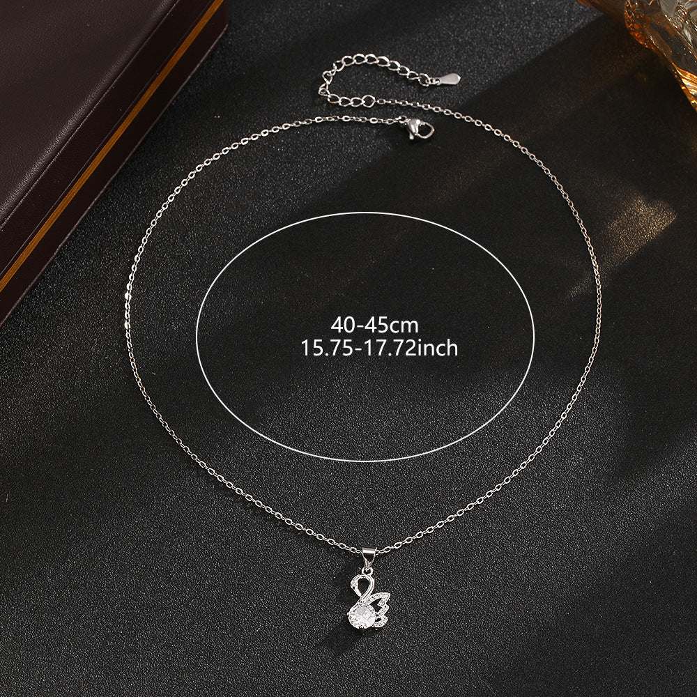 Wholesale Stylish Women S Simulated Moissanite Pendant Necklace With Zirconia Silver Tone Collarbone Chain Jewelry Accessory For Everyday Wear