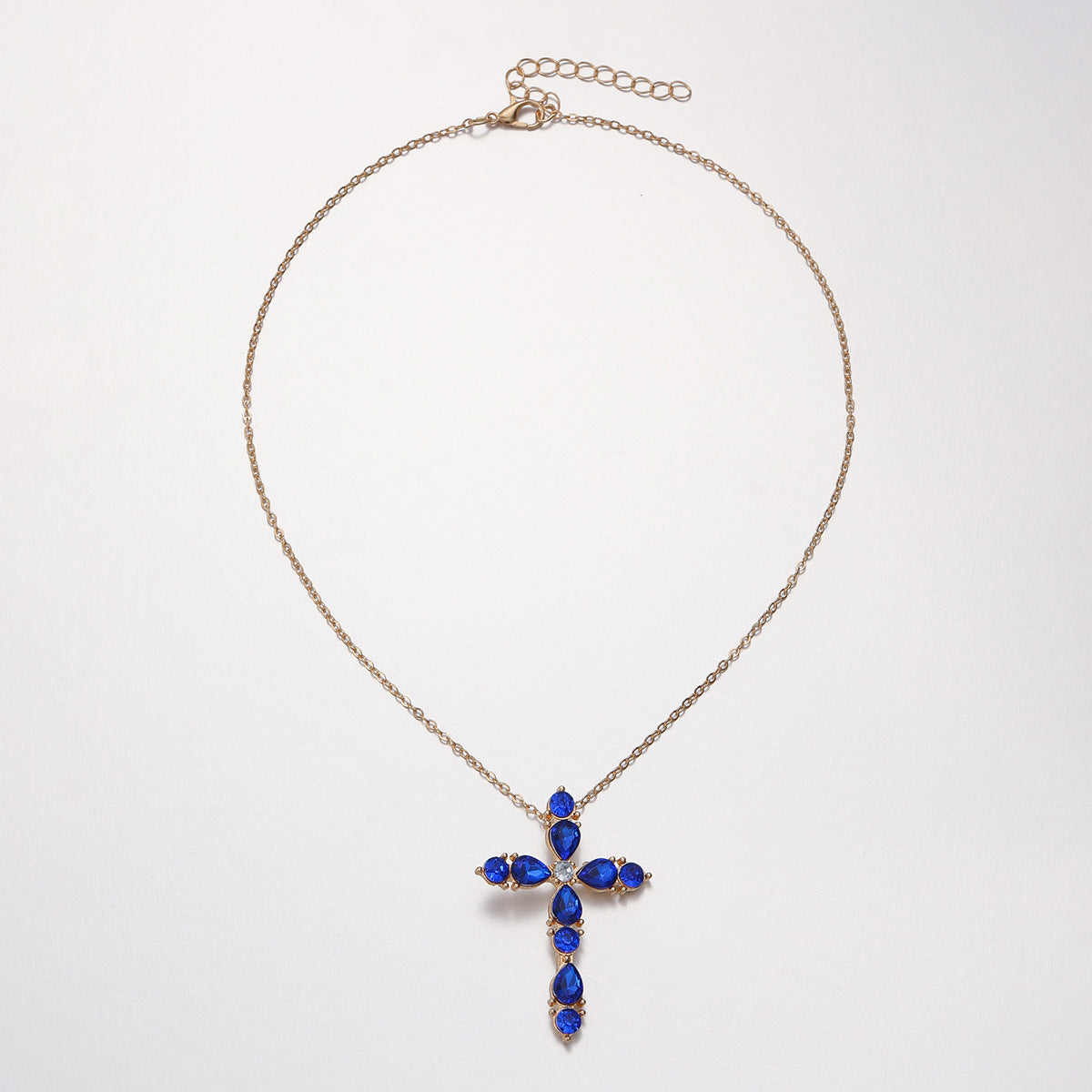 Wholesale Minimalist Cross Pendant Necklace with Rhinestones Zinc Alloy Electroplated Jewelry Accessory for Women Boutique Resale