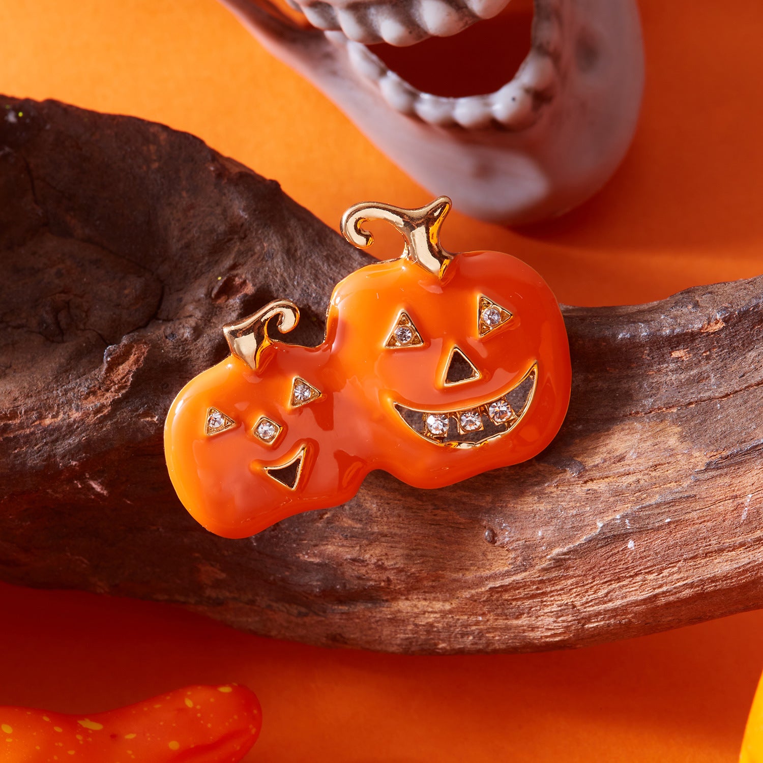 Wholesale  witch hat demon pumpkin brooch