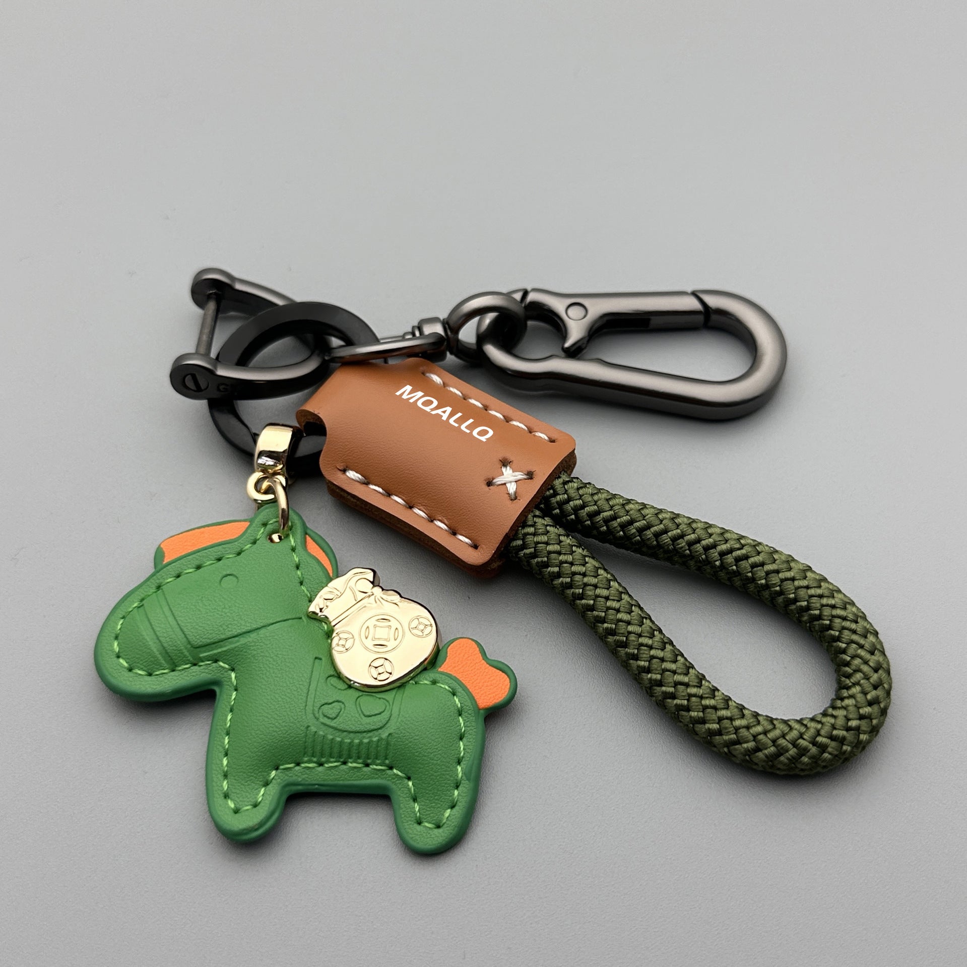 Wholesale Modern Minimalist Keychain with Green Flocked Rope and Pony,  Car Key Accessory for Boutique Resale