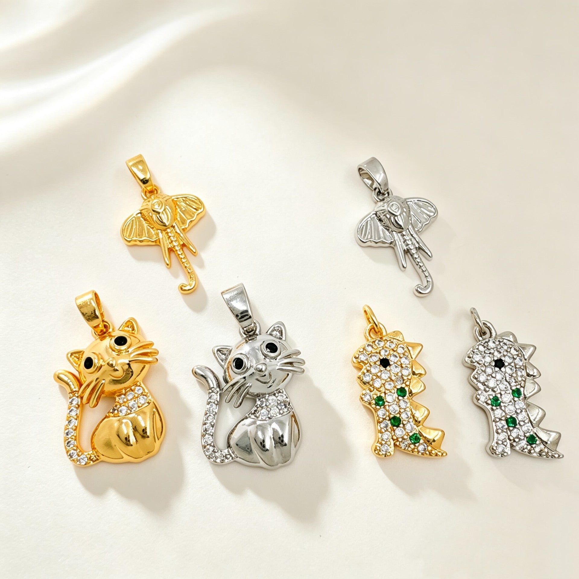 Wholesale Copper Gold-Plated Pendant Necklace Elephant Cat Dinosaur Animal Design for Women