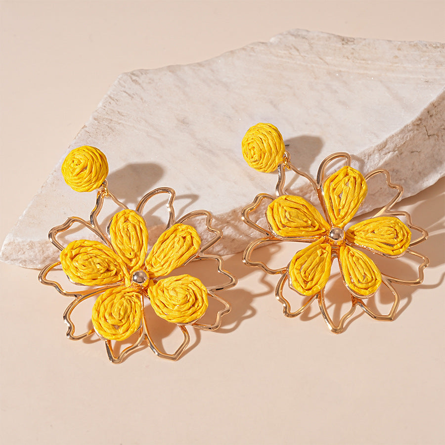 Wholesale  hollowed-out flower silver needle earrings