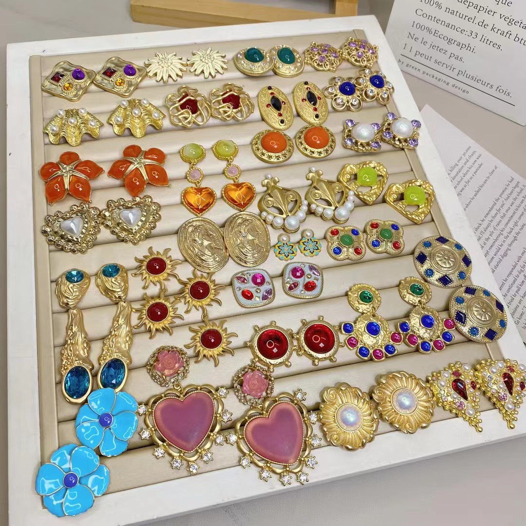 Wholesale Vintage Middle-aged Earrings Silver Needle Retro Temperament Earrings ACC-ES-Weim006