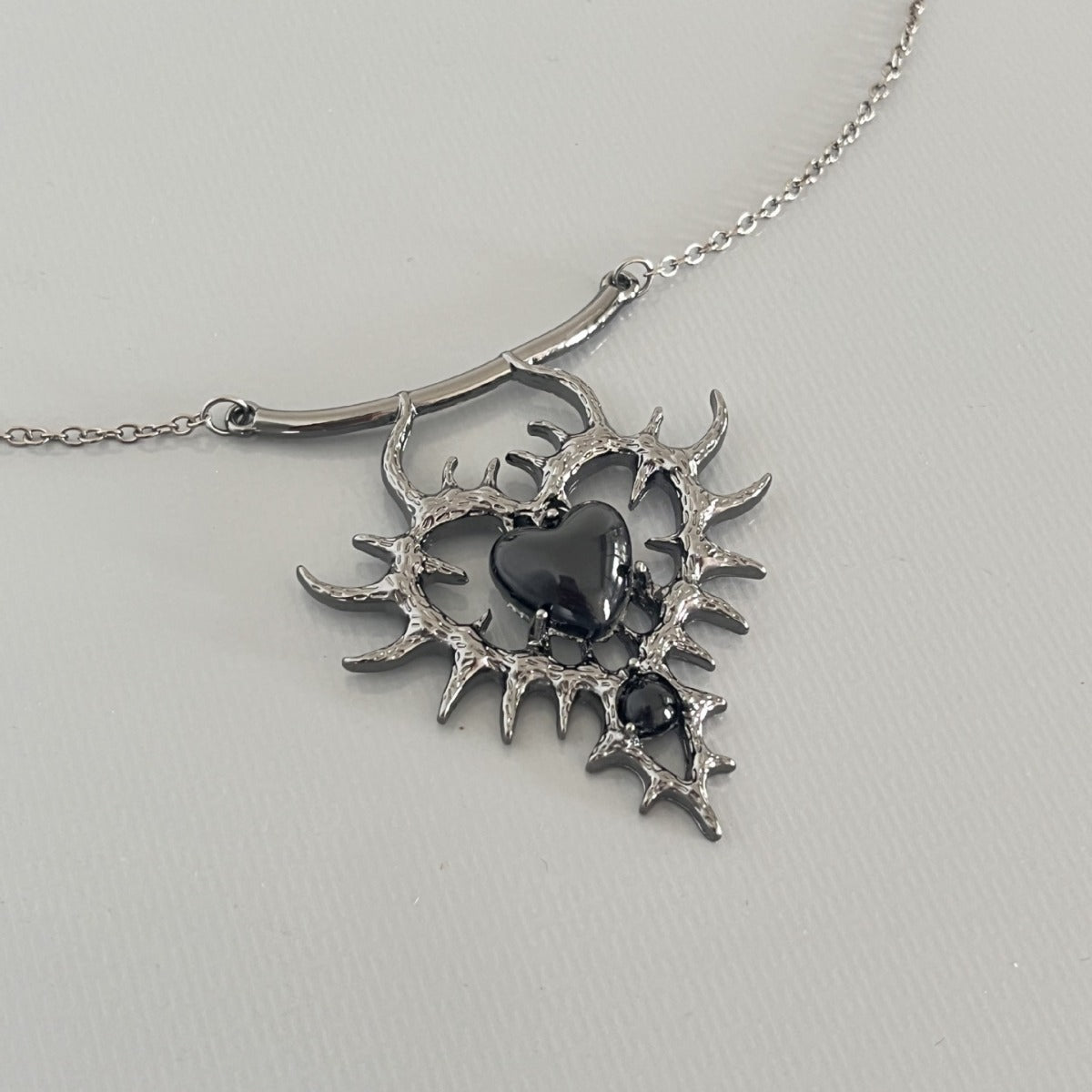 Wholesale  punk Gothic dark wind n love diamond necklace Asian culture pendant