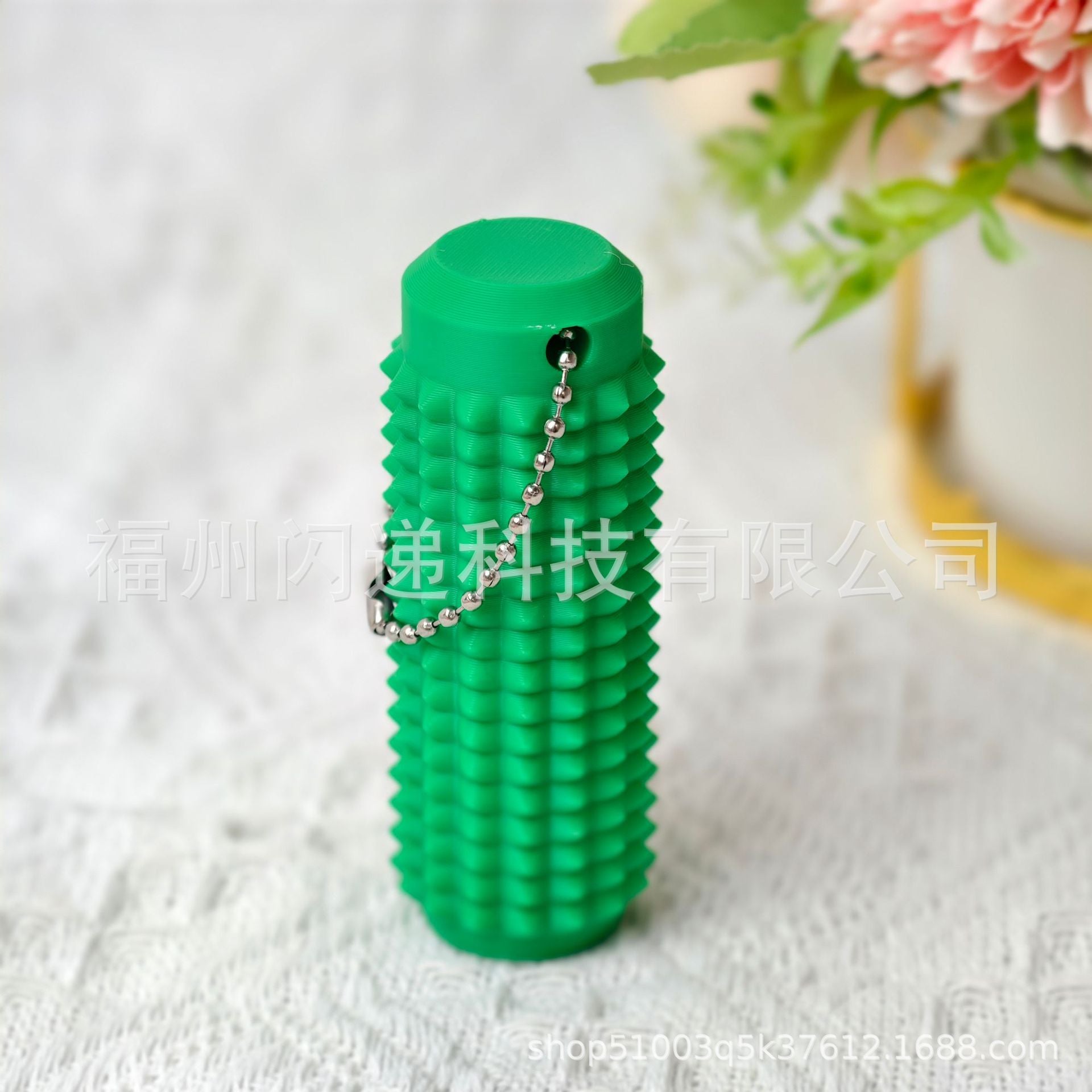 Wholesale  Portable Fingertip Decompression Massage Keychain