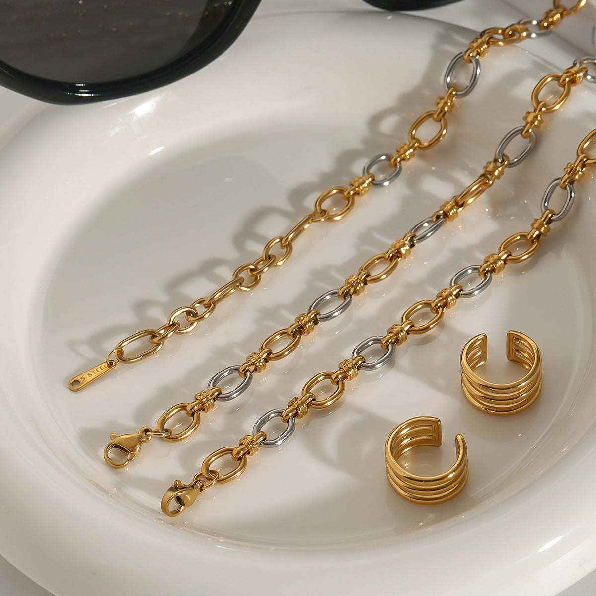 Wholesale  18k gold stainless steel gold and silver color matching cross buckle necklace