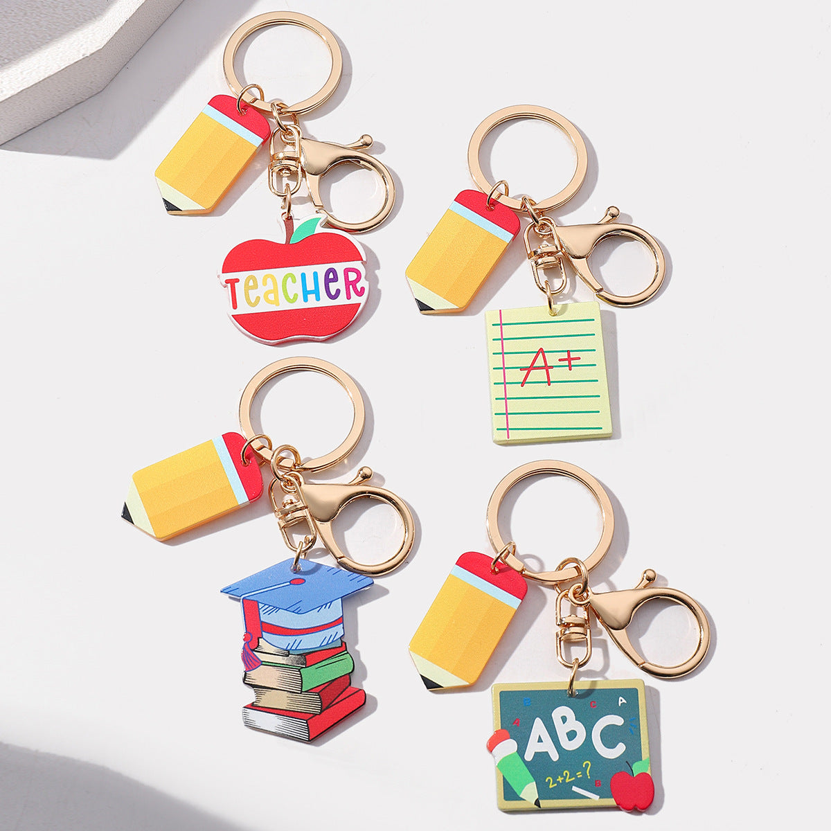 Wholesale Acrylic Teacher Keychain Decorative Accessory for Teacher' s Day Gift