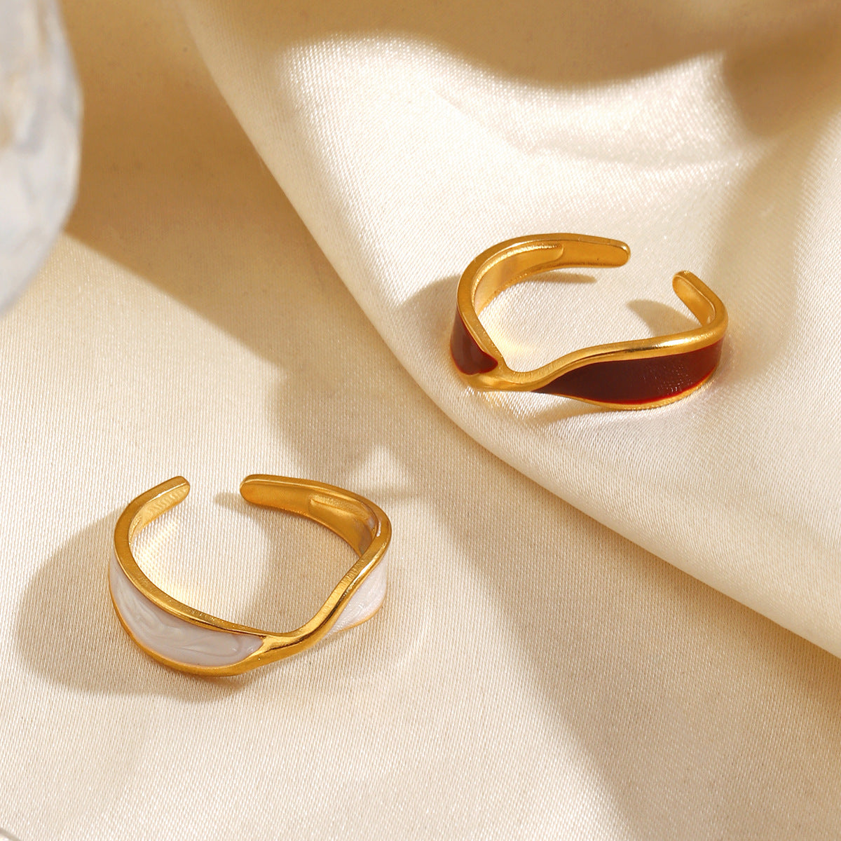 Wholesale European Style Oil-Drip Cross Open Ring,  Stainless Steel Fashion Jewelry for Everyday Wear