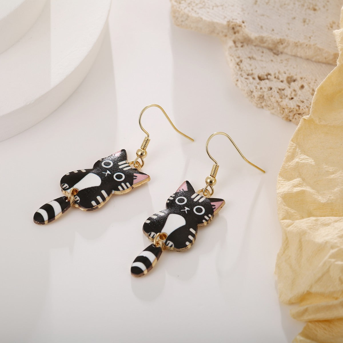 Wholesale Cartoon Cat Flower Black Enamel Earrings Cute Kitten Pendant Fashion Jewelry Accessory for Women Boutique Gift