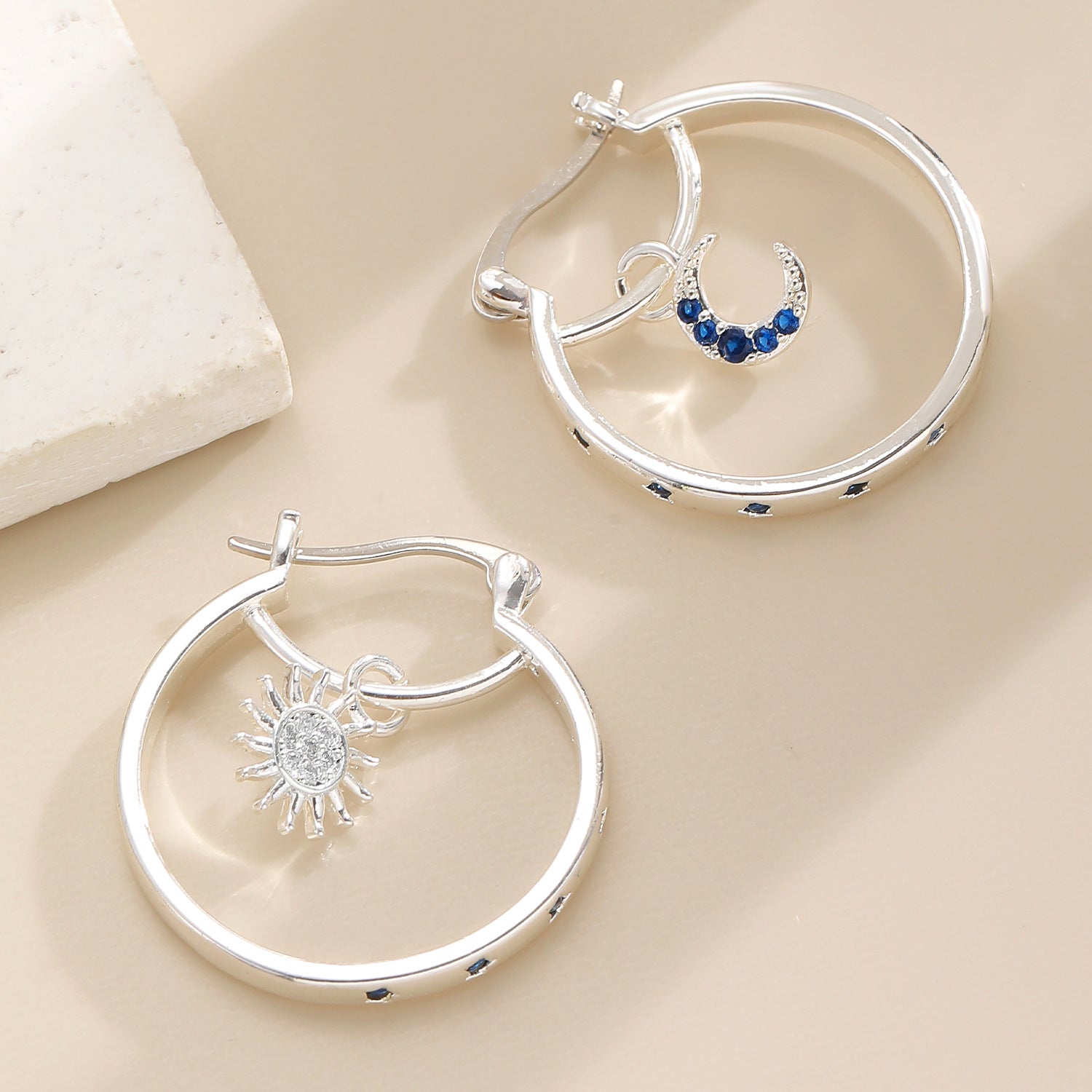 Wholesale Copper Zircon Twisted Moon Sun Design Hoop Earrings Double Layer Fashion Jewelry For Women Boutique Resale