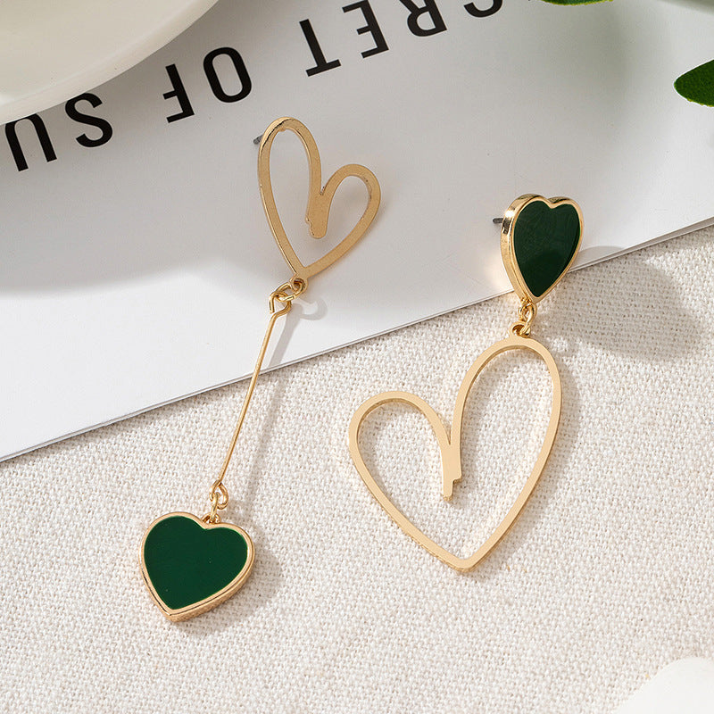 Wholesale Trendy Asymmetric Pink Heart Drop Earrings Alloy Electroplated Jewelry Accessory