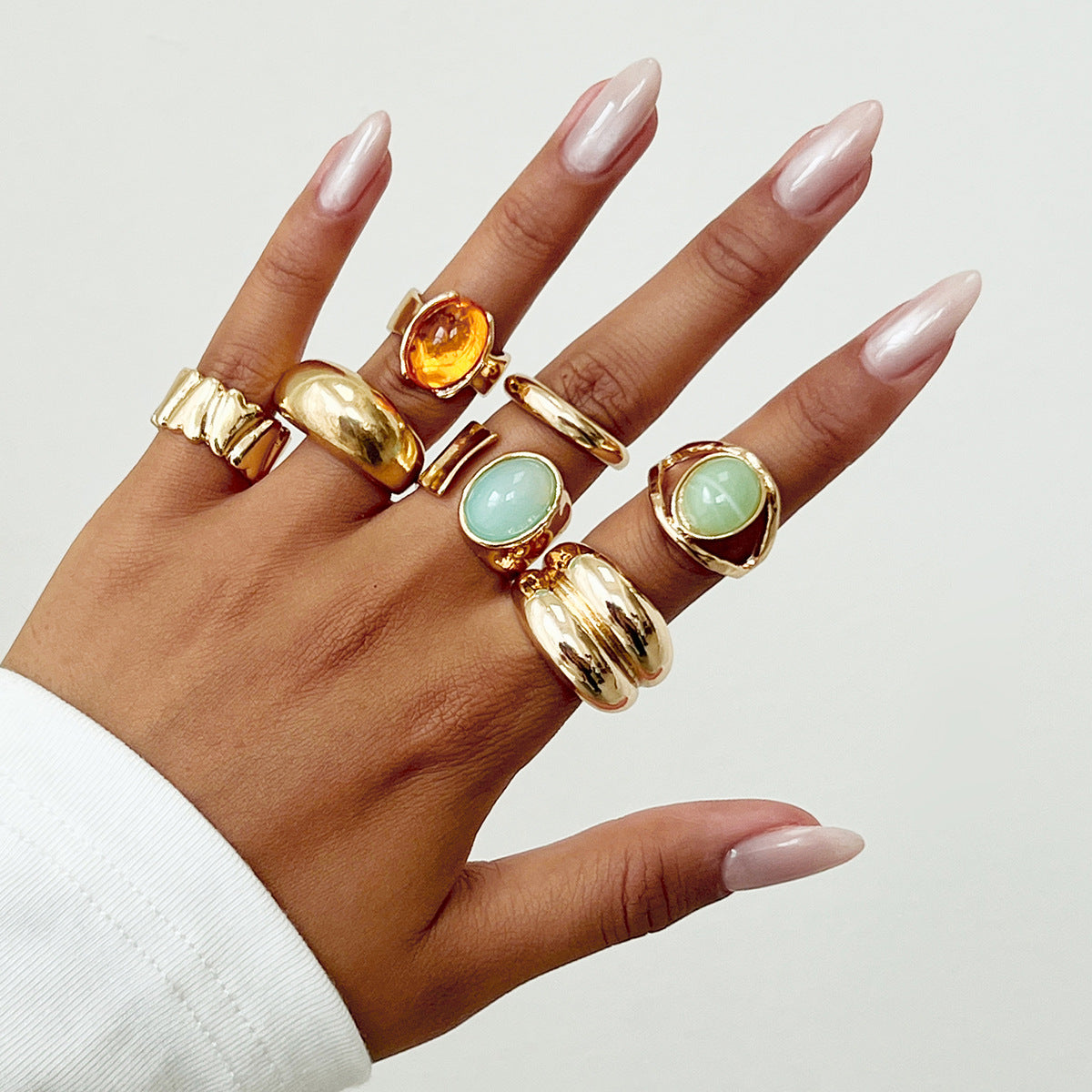 Wholesale Vintage Niche Knocking Pattern Open Ring Set - Alloy with Artificial Gemstone,  Fashion Jewelry Accessory for Women
