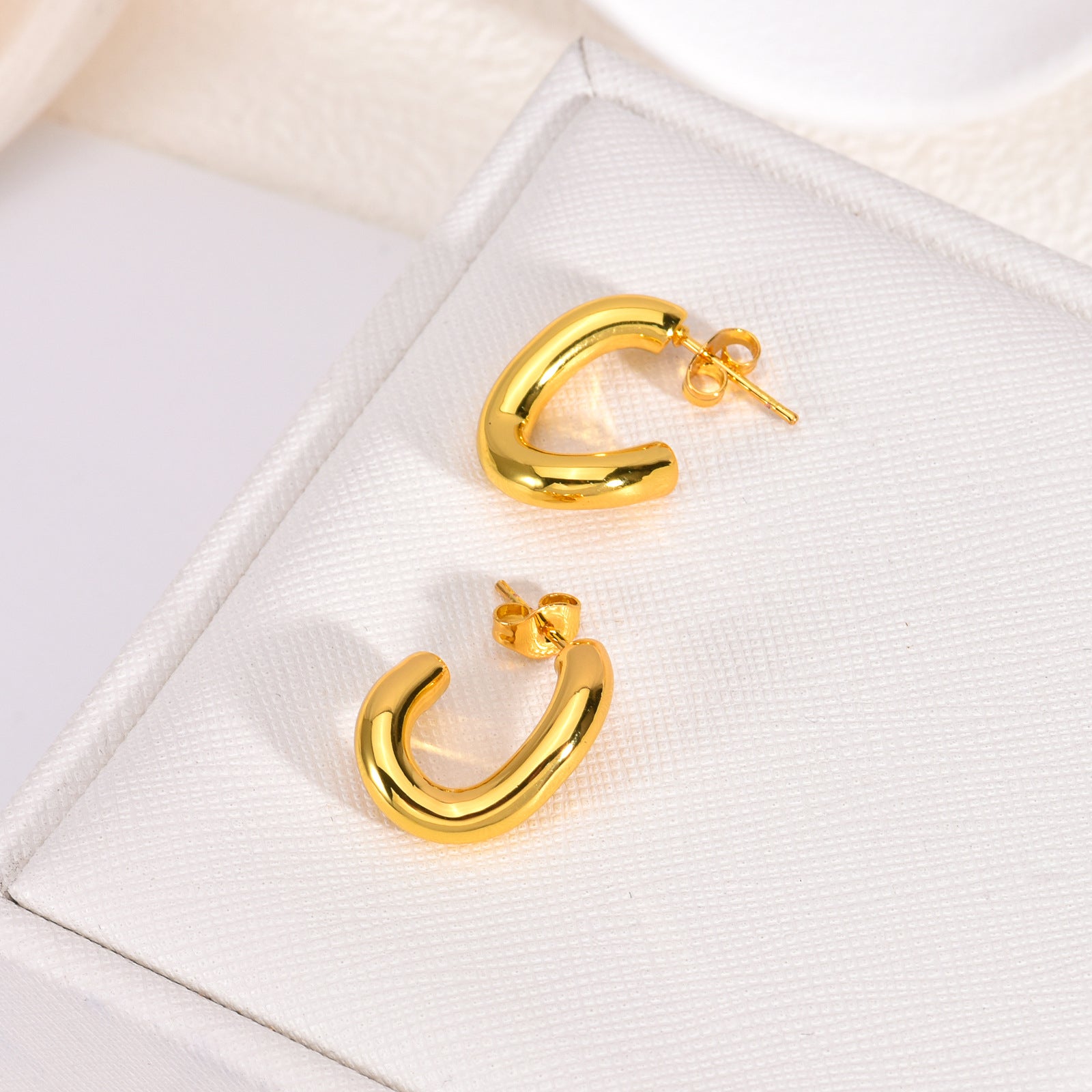 Wholesale 2PCS Stainless steel simple gold earrings